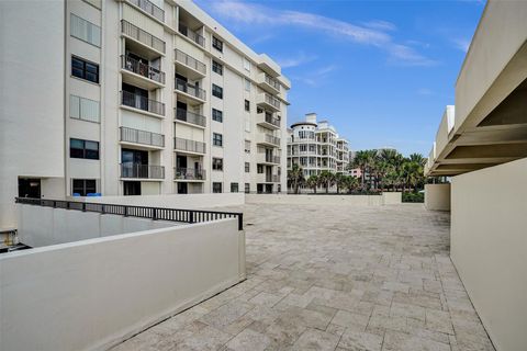 A home in Palm Beach Shores