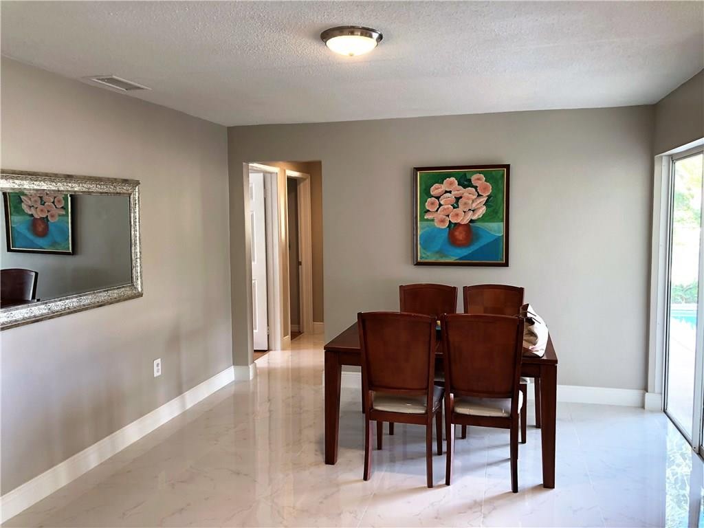 SUNRISE GOLF VILLAGE SEC - Residential