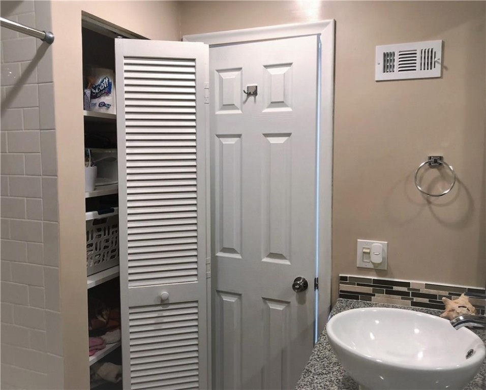 SUNRISE GOLF VILLAGE SEC - Residential