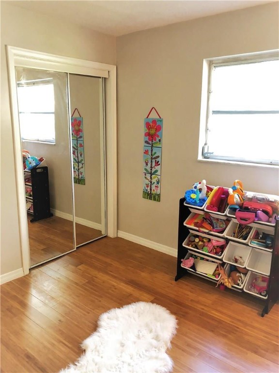 SUNRISE GOLF VILLAGE SEC - Residential