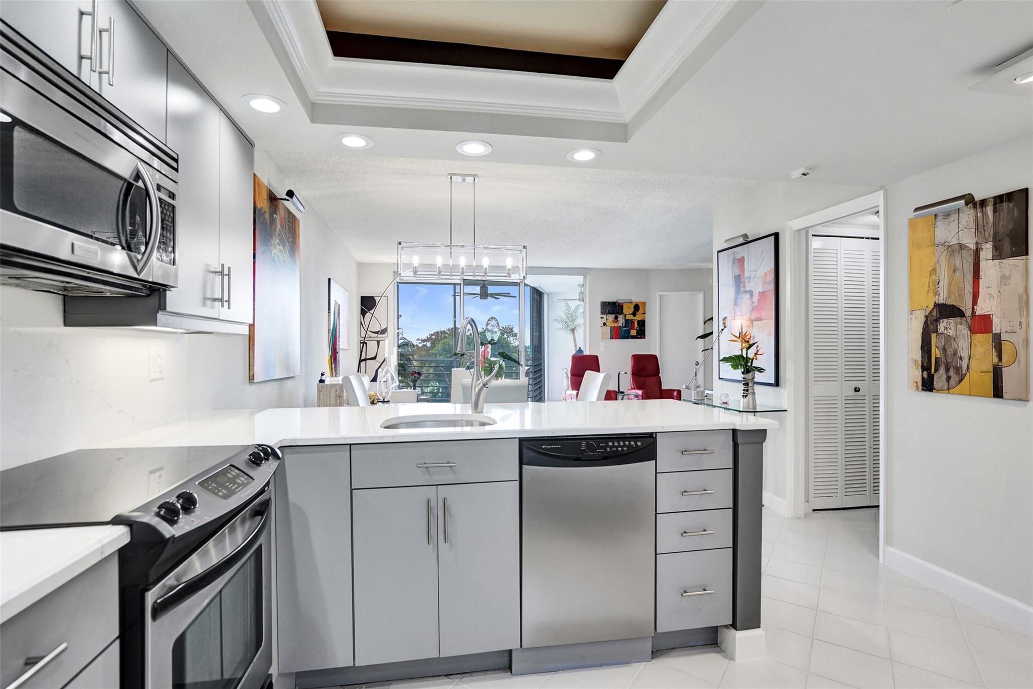 PALM AIRE COUNTRY CLUB - Residential