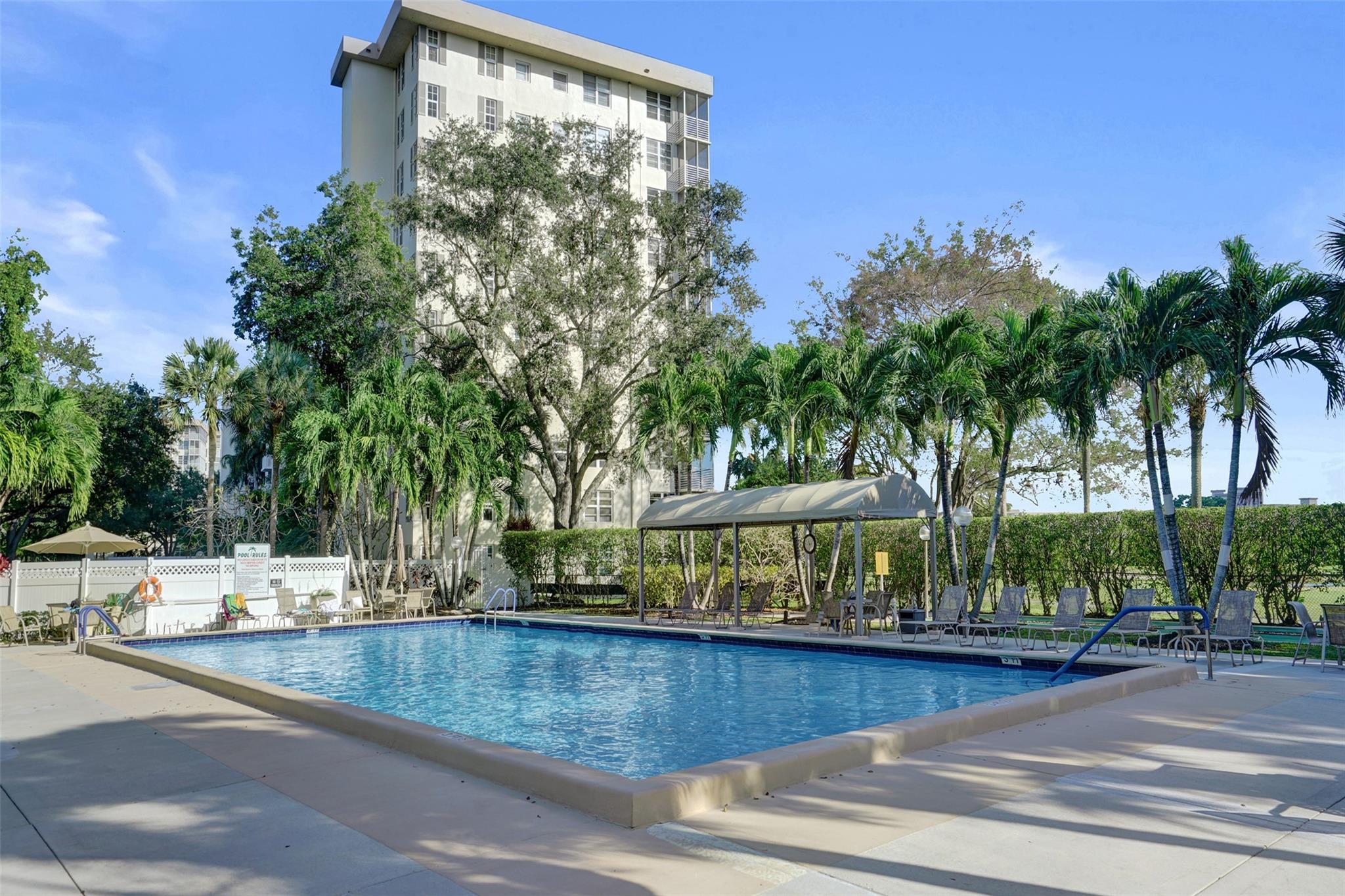 PALM AIRE COUNTRY CLUB - Residential