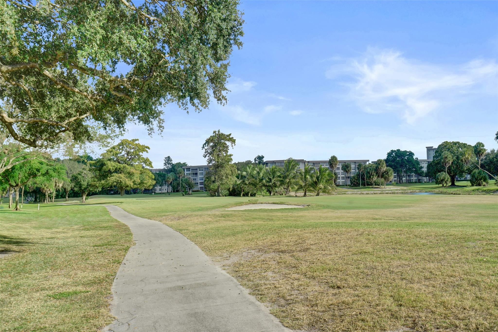 PALM AIRE COUNTRY CLUB - Residential