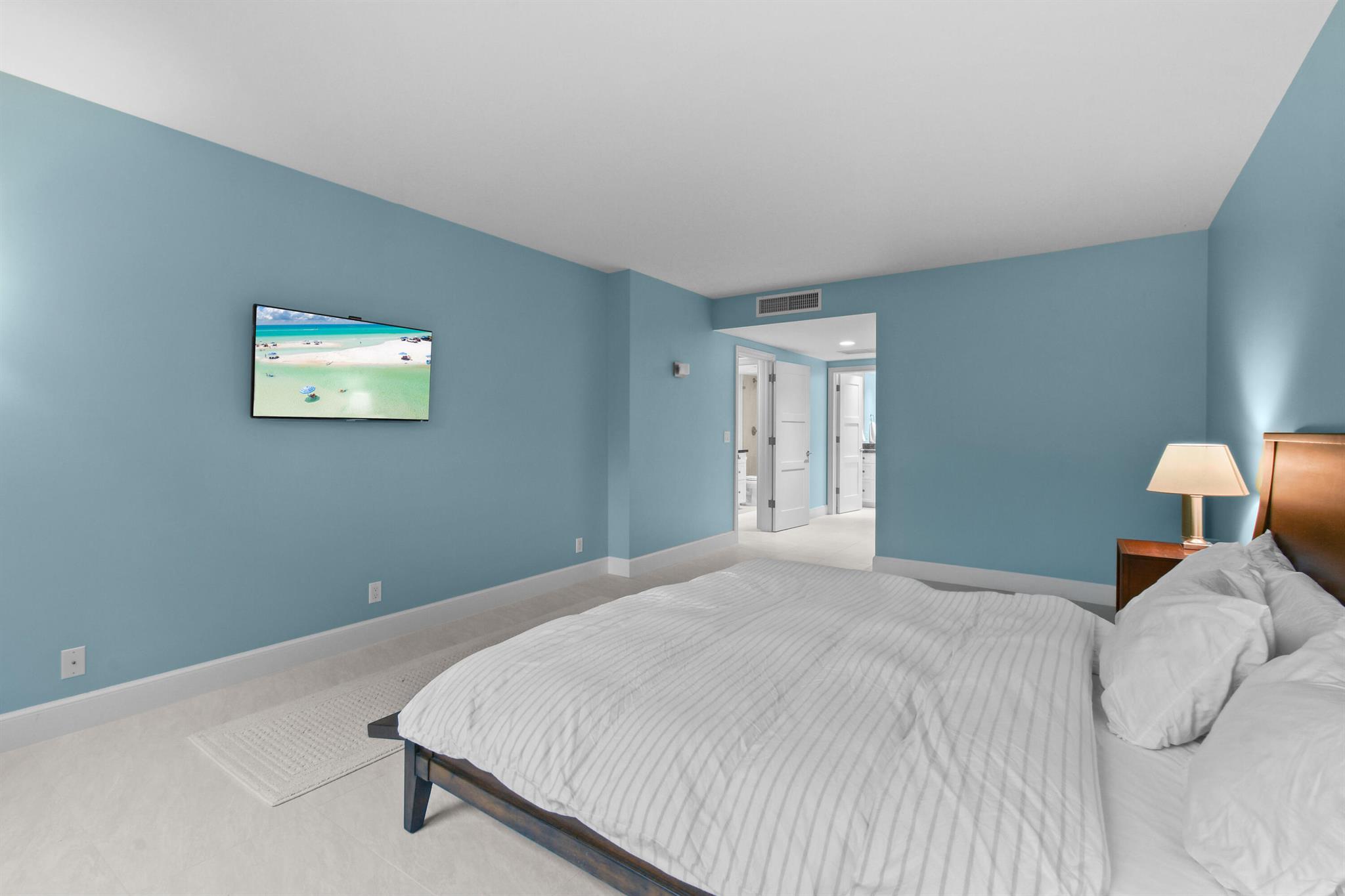 TWENTY TWO NINETY FIVE SO - Residential