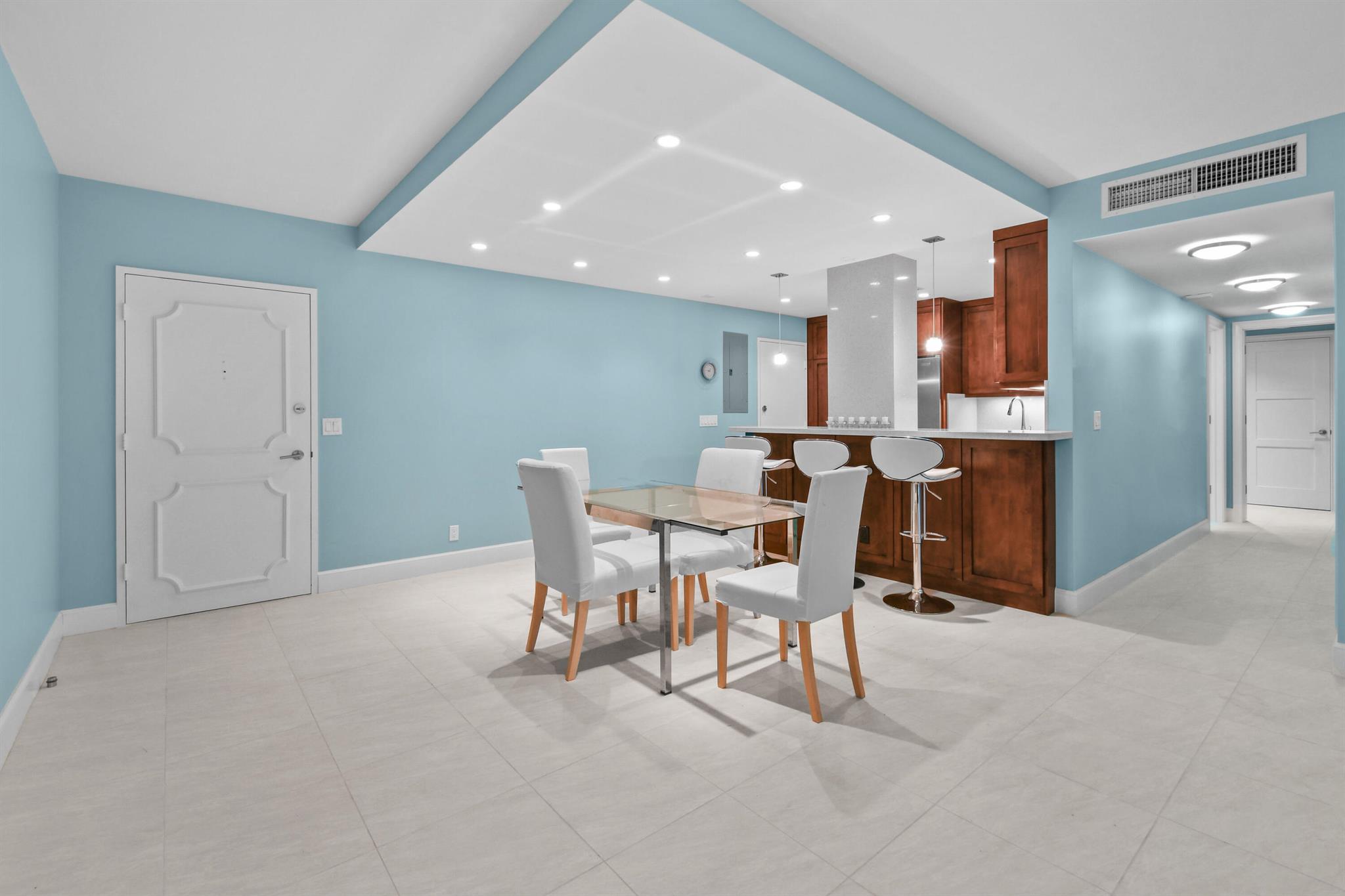 TWENTY TWO NINETY FIVE SO - Residential