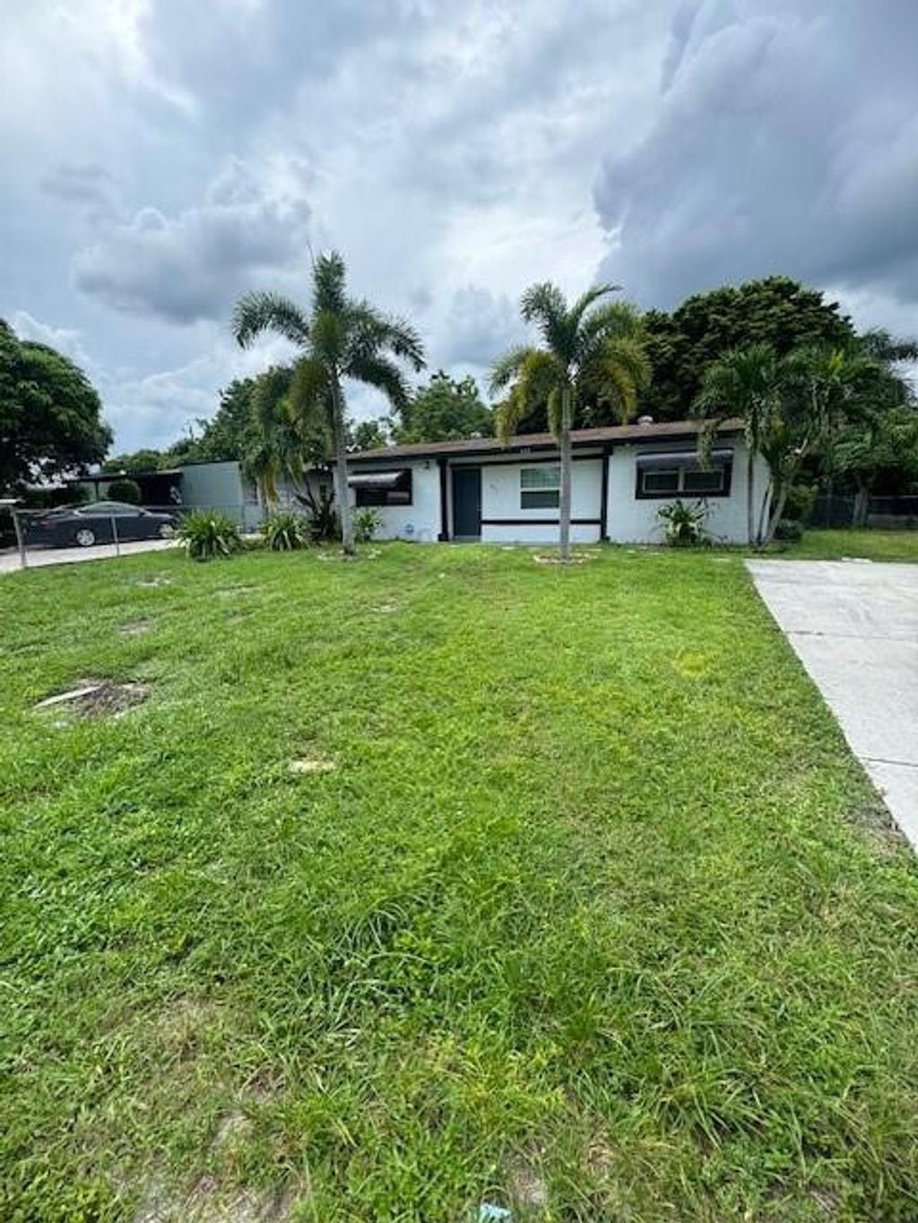 Photo of 441 Waseca Drive, Lake Worth, FL 33462 (MLS # F10461962)