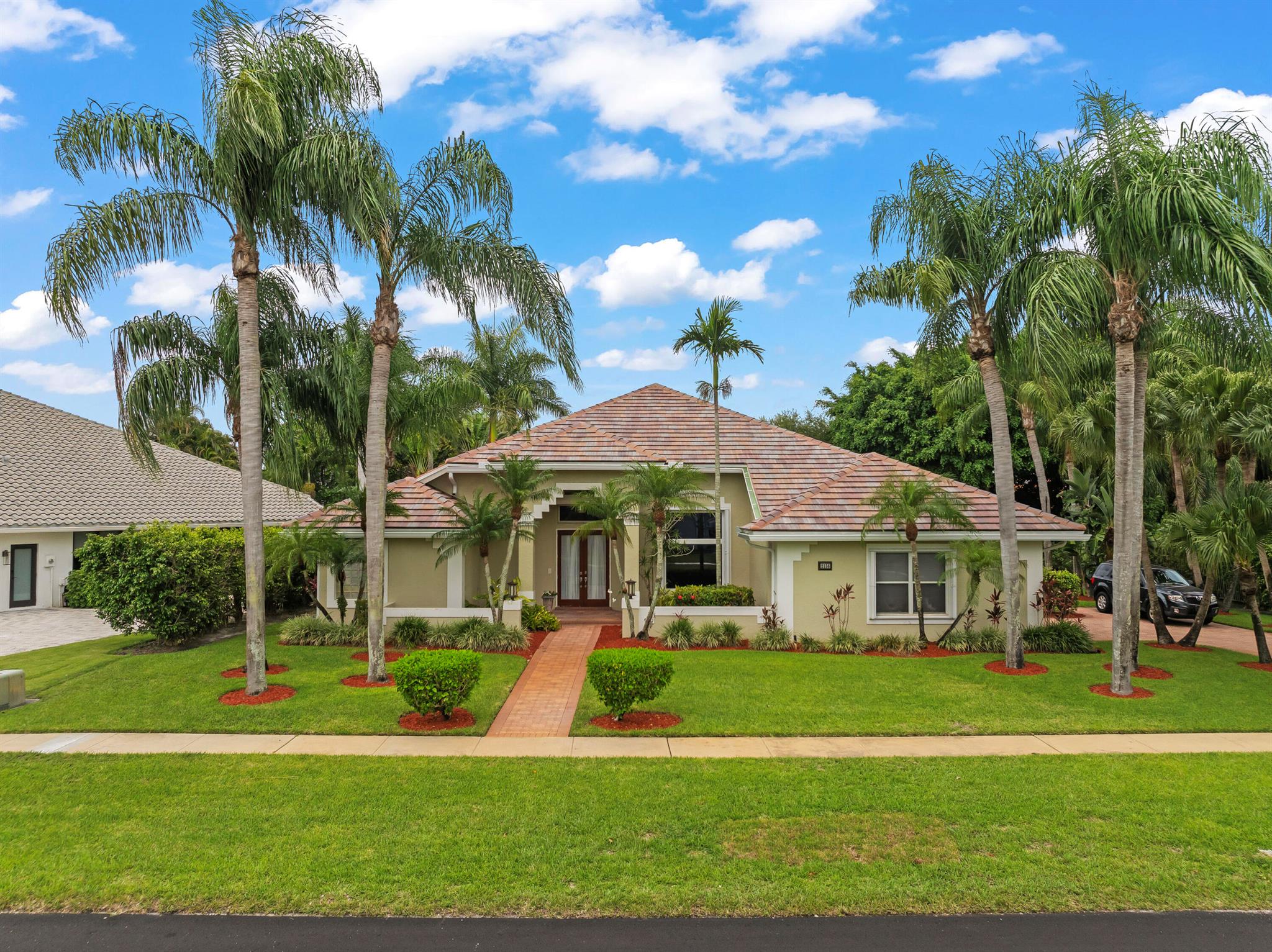 2156 Greenview Cove Drive