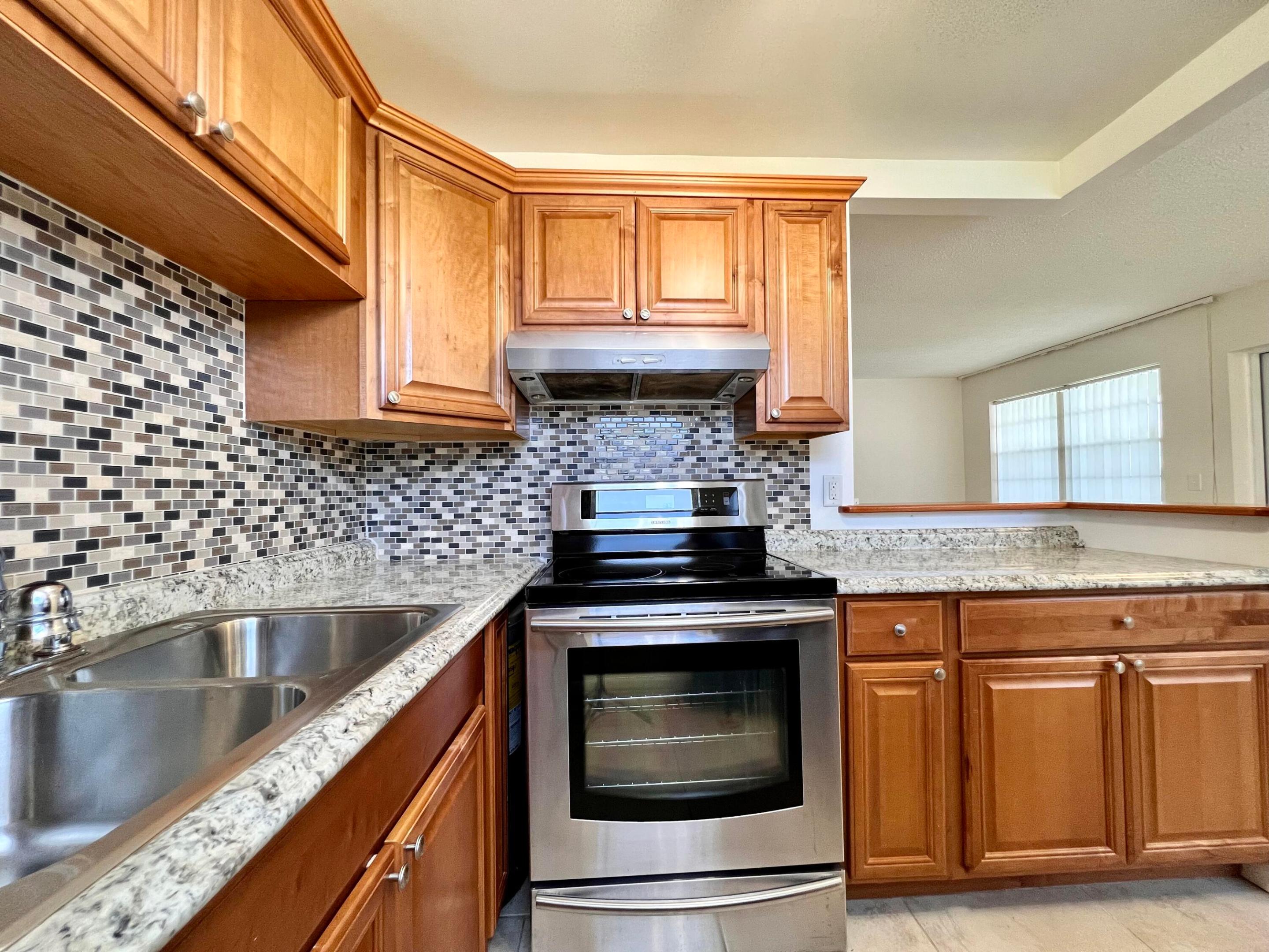 CENTURY VILLAGE - SOMERSET CONDOS - Residential
