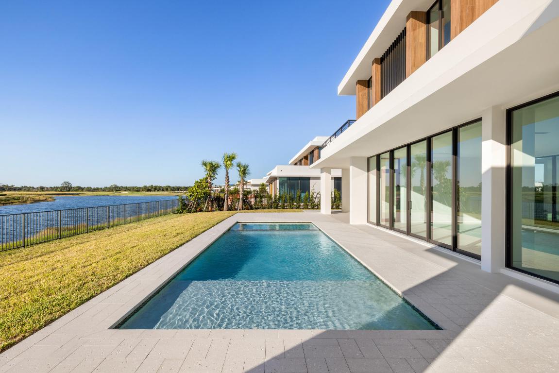 PANTHER NATIONAL AT AVENIR POD - Residential