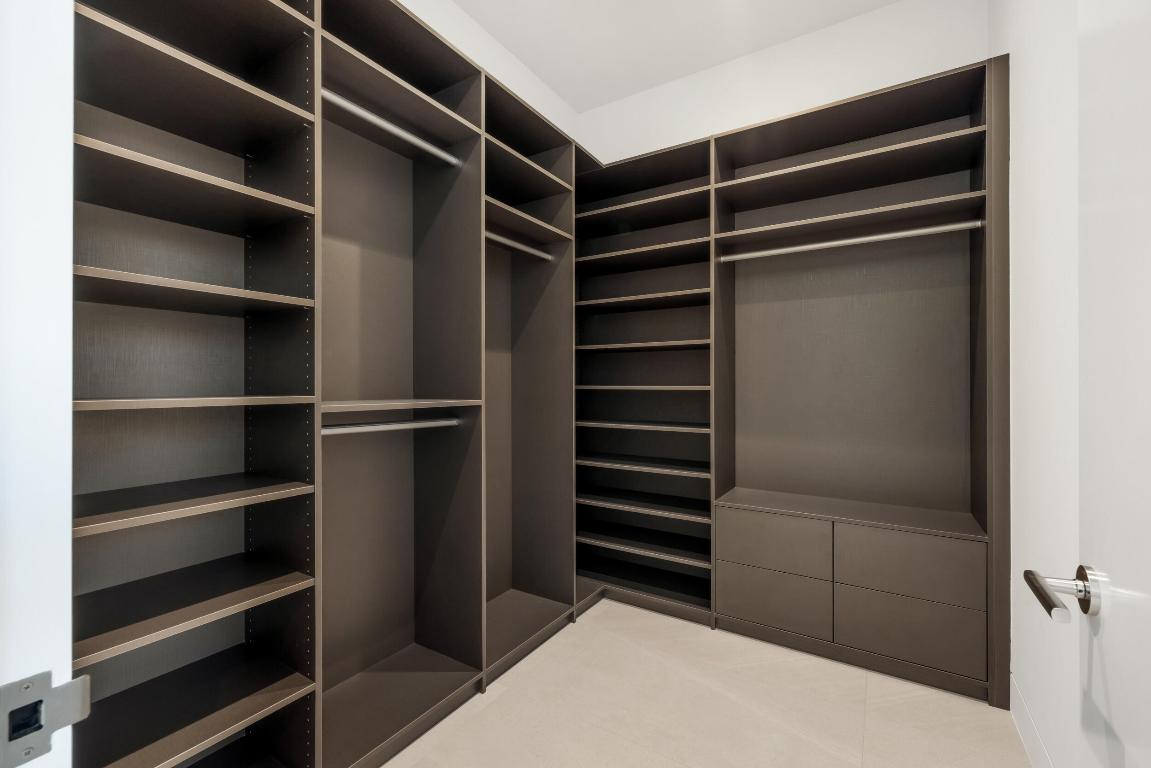 PANTHER NATIONAL AT AVENIR POD - Residential