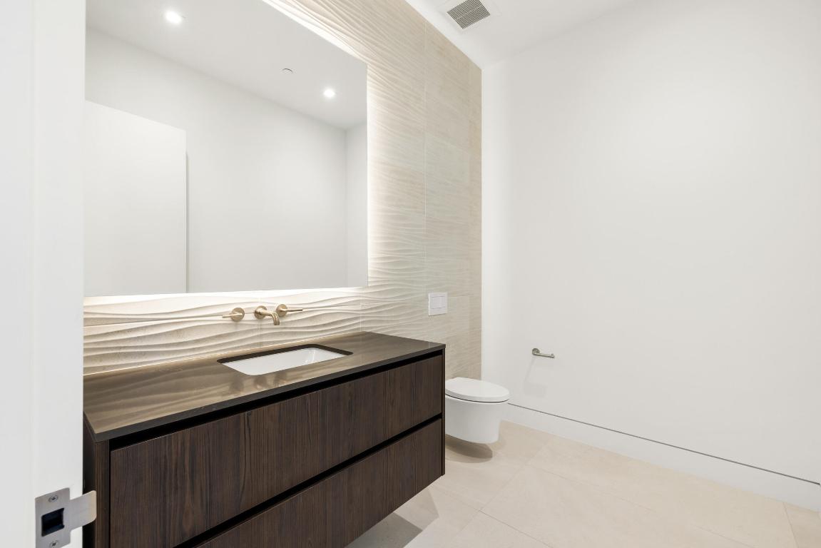 PANTHER NATIONAL AT AVENIR POD - Residential