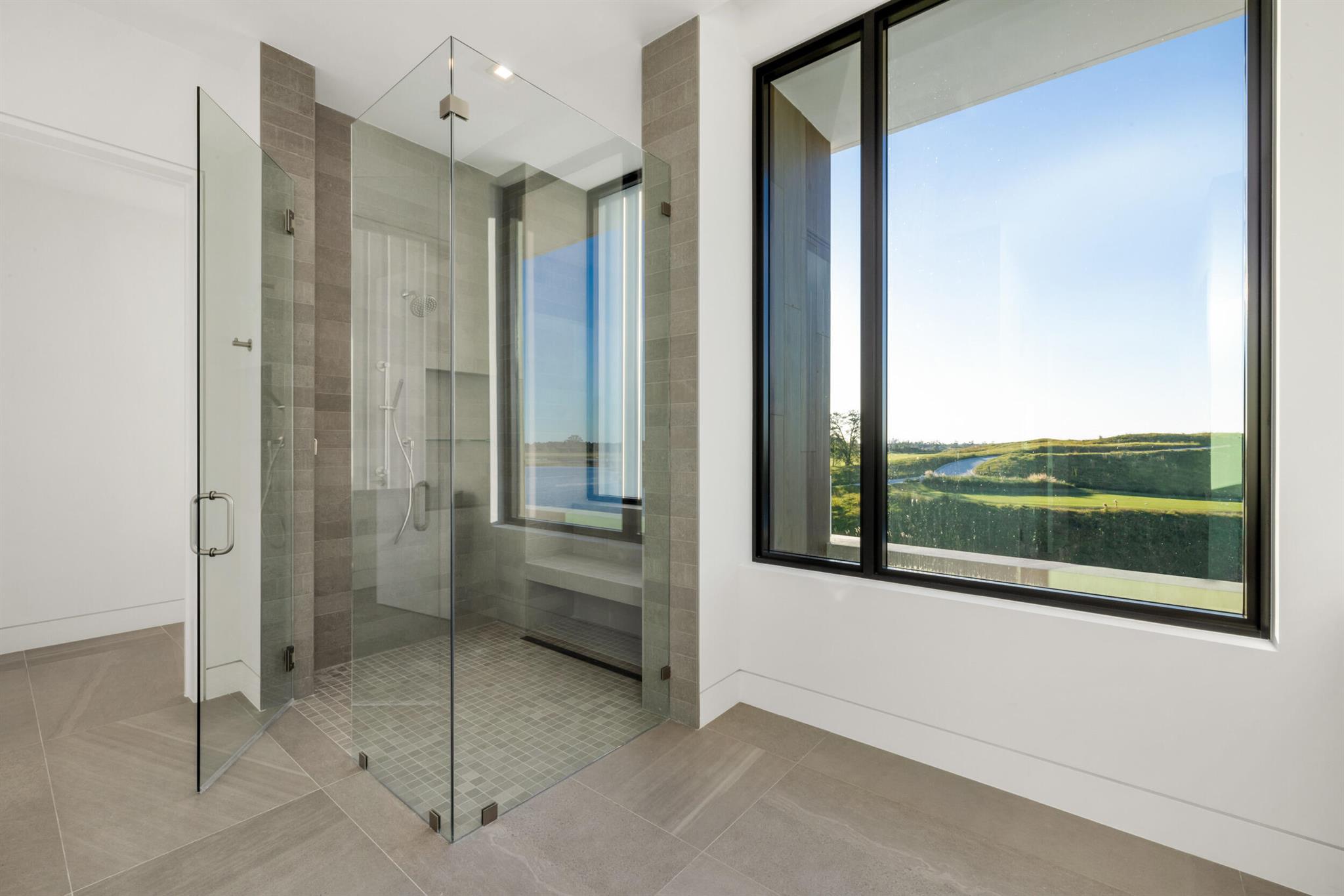 PANTHER NATIONAL AT AVENI - Residential