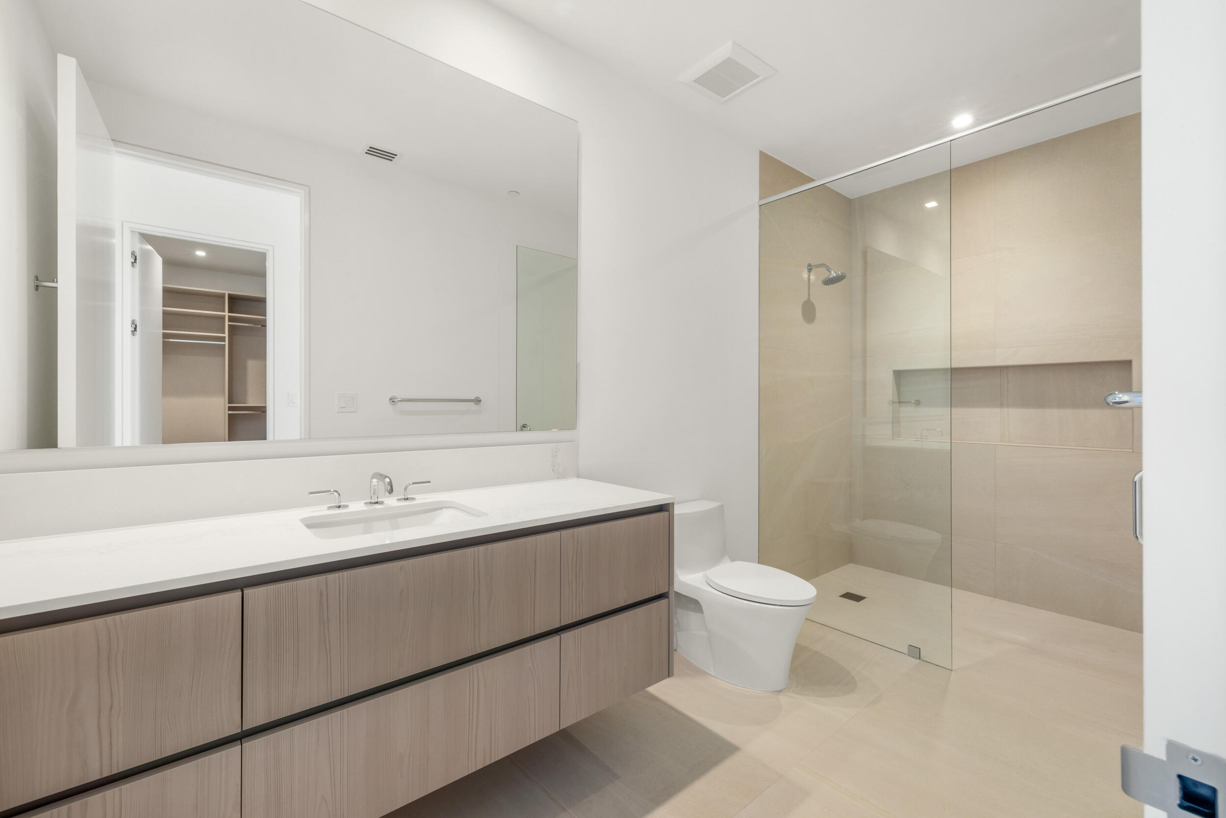 PANTHER NATIONAL AT AVENIR POD - Residential