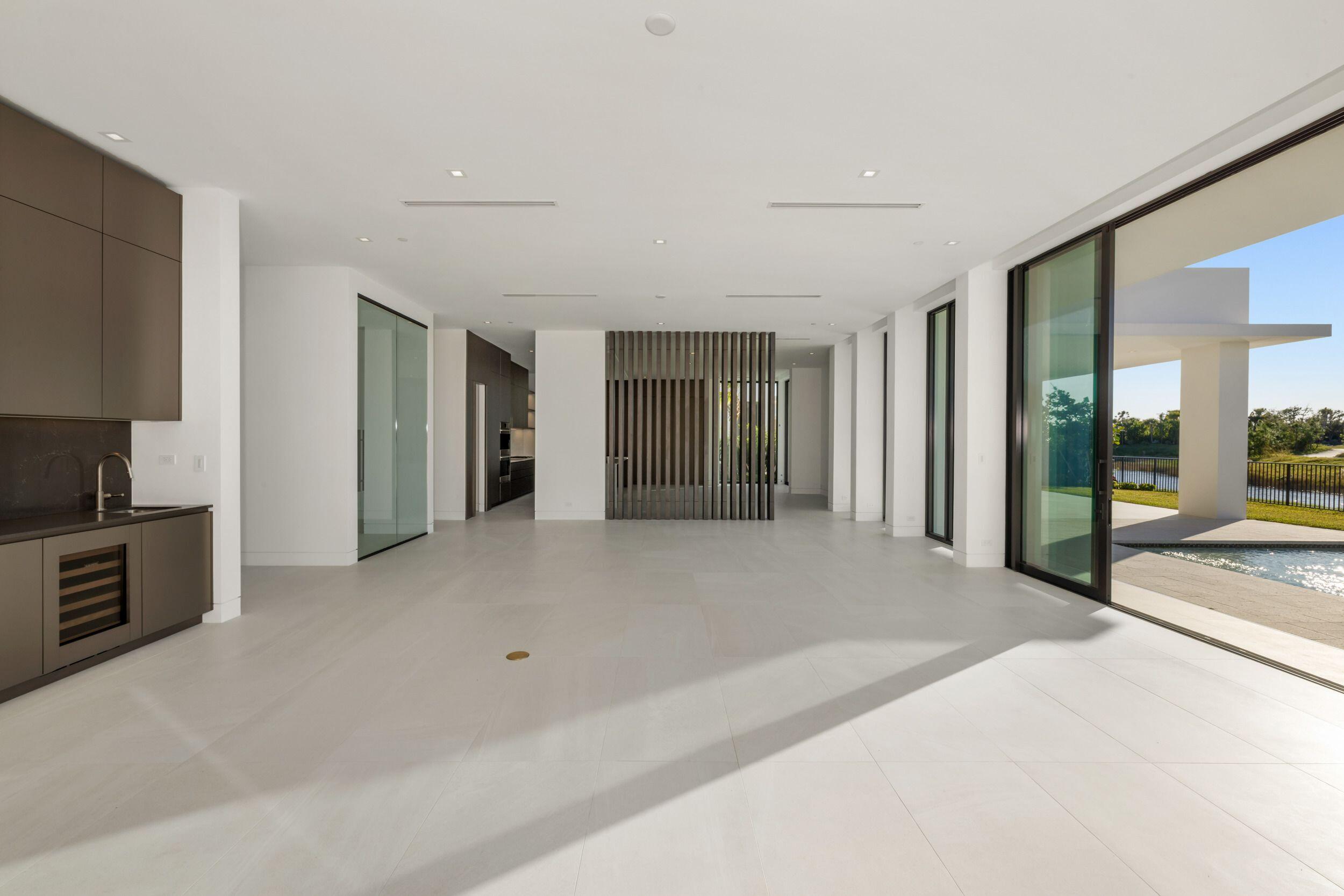 PANTHER NATIONAL AT AVENIR POD - Residential