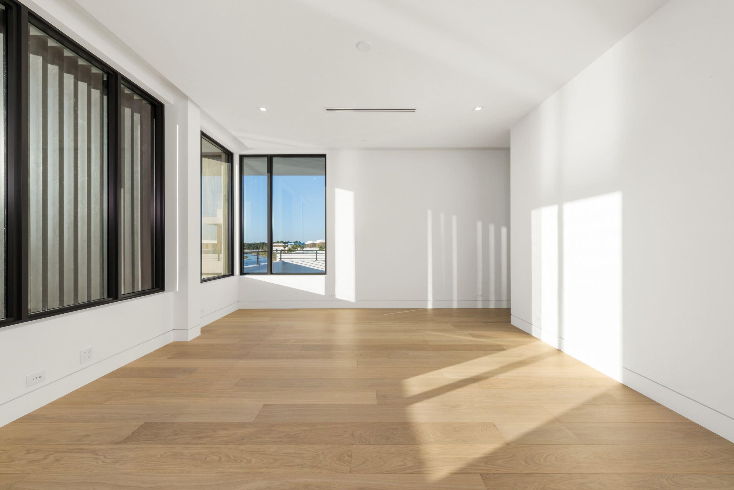 PANTHER NATIONAL AT AVENIR POD - Residential