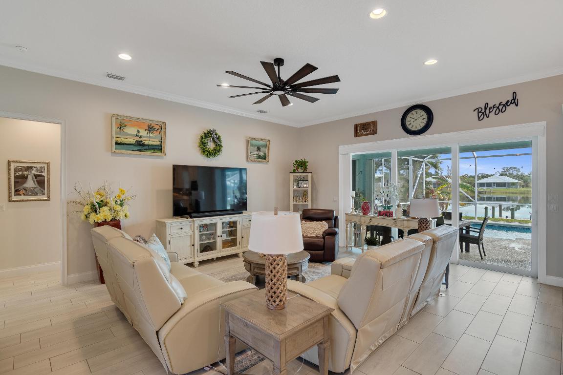 Cross Creek Lake Estates - Residential