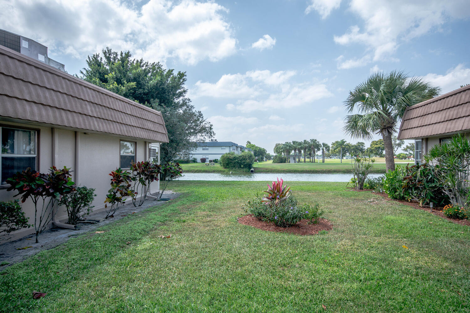 KINGS POINT SEVILLE CONDOS - Residential