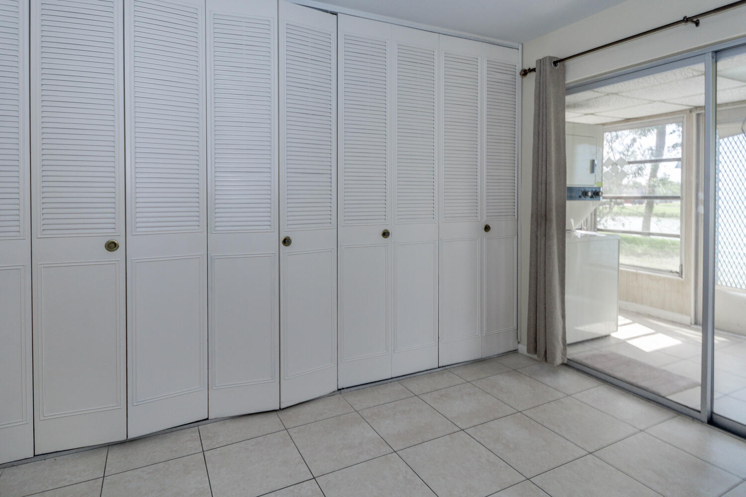 KINGS POINT SEVILLE CONDOS - Residential