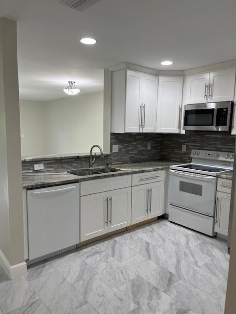 9826 Kamena Circle