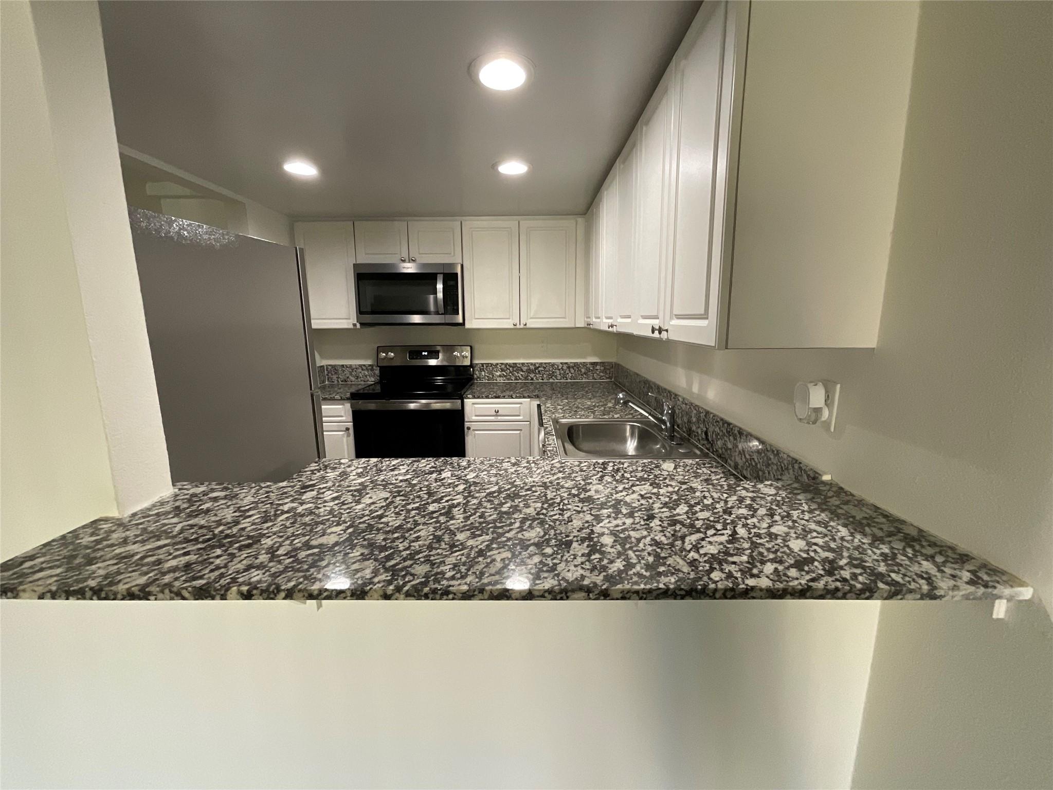 Aventura Harbor - Residential Lease