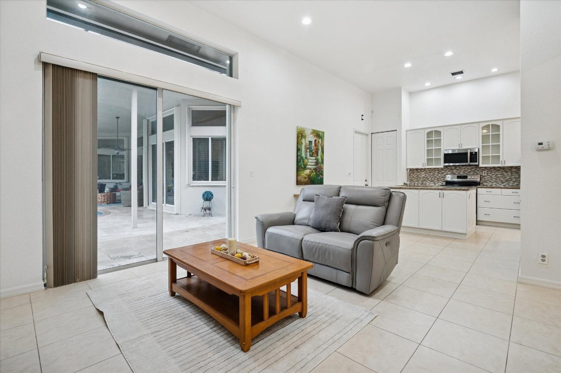 The Sticks 111-12 B - Residential