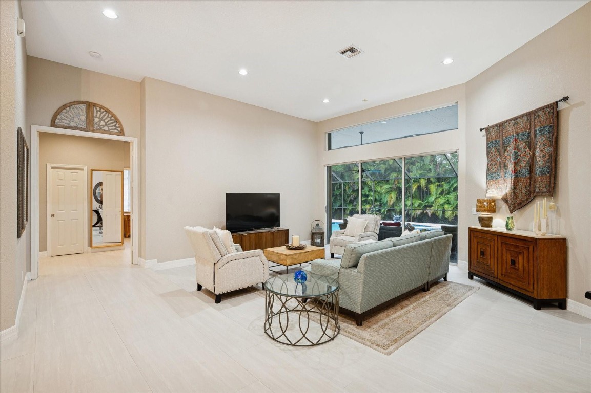 The Sticks 111-12 B - Residential