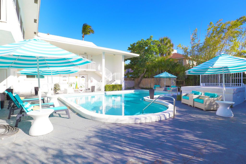 Photo of 501 N Ocean Boulevard, Boca Raton, FL 33432 (MLS # R11027451)