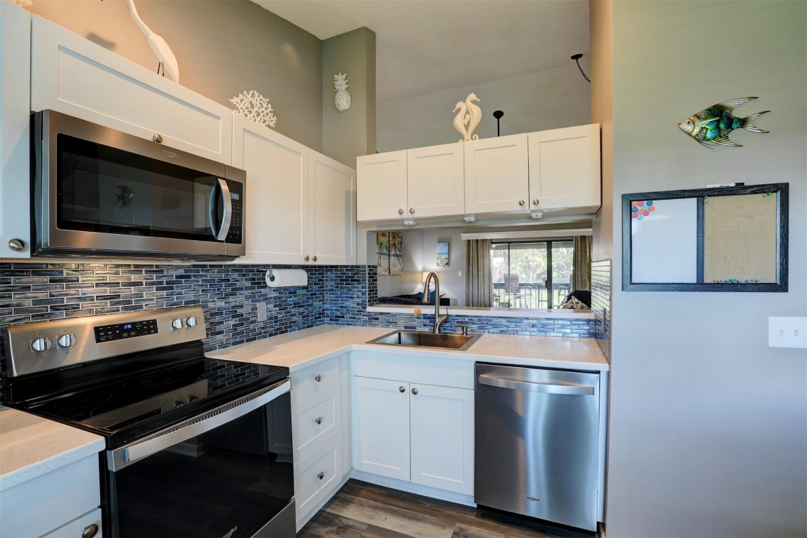 Pelican Pointe - Residential