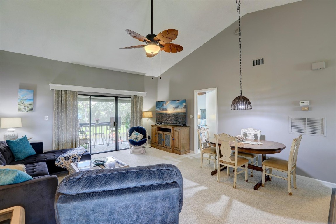 Pelican Pointe - Residential