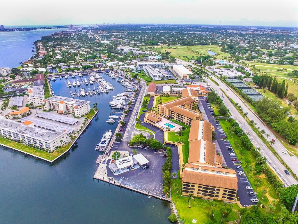 Photo of 1030 Us Highway 1 #304, North Palm Beach, FL 33408 (MLS # R11008435)