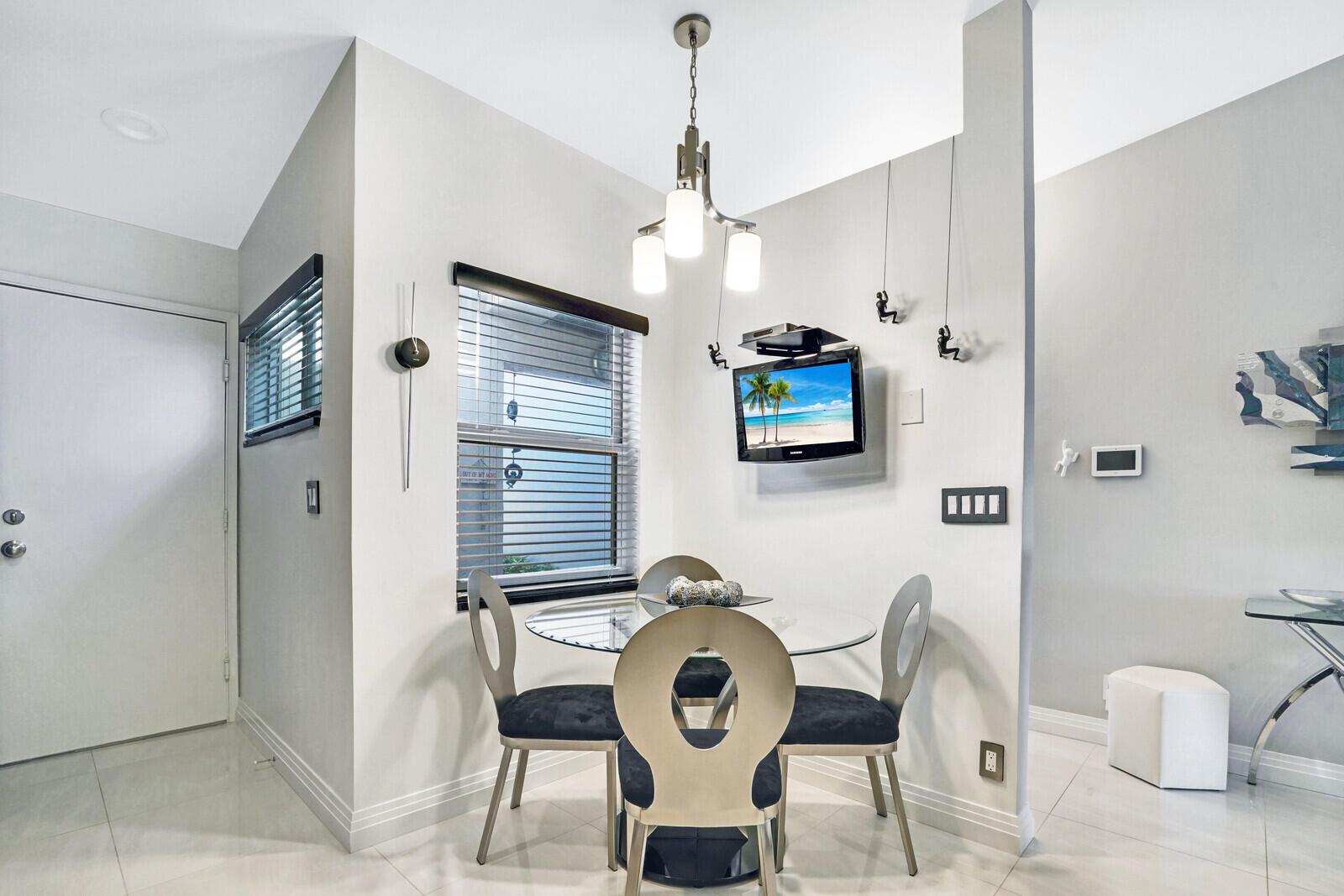 Huntington Pointe - Residential