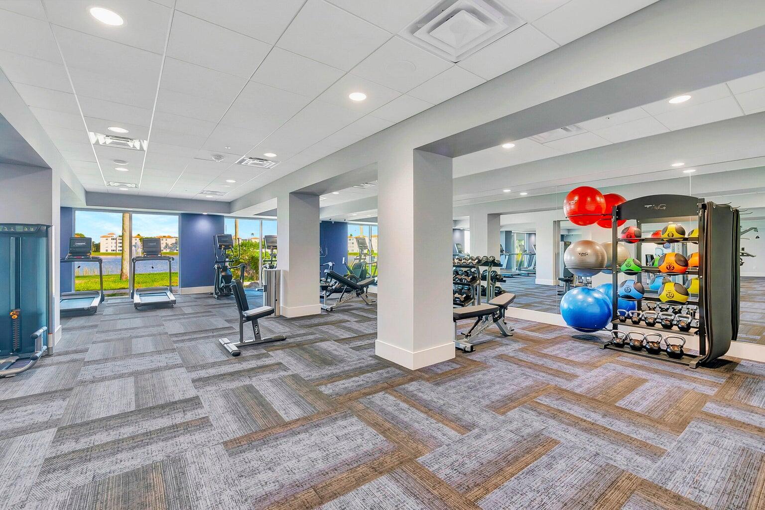 Huntington Pointe - Residential