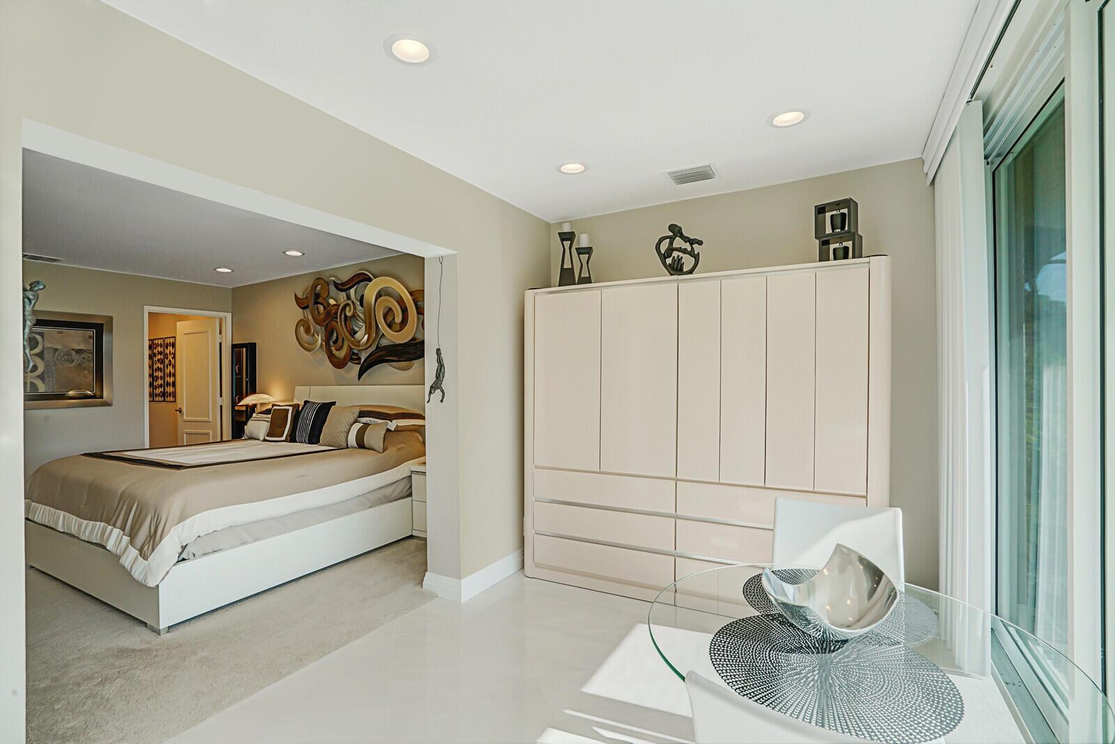 Huntington Pointe - Residential