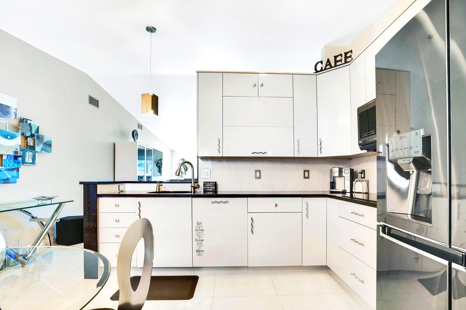 Huntington Pointe - Residential