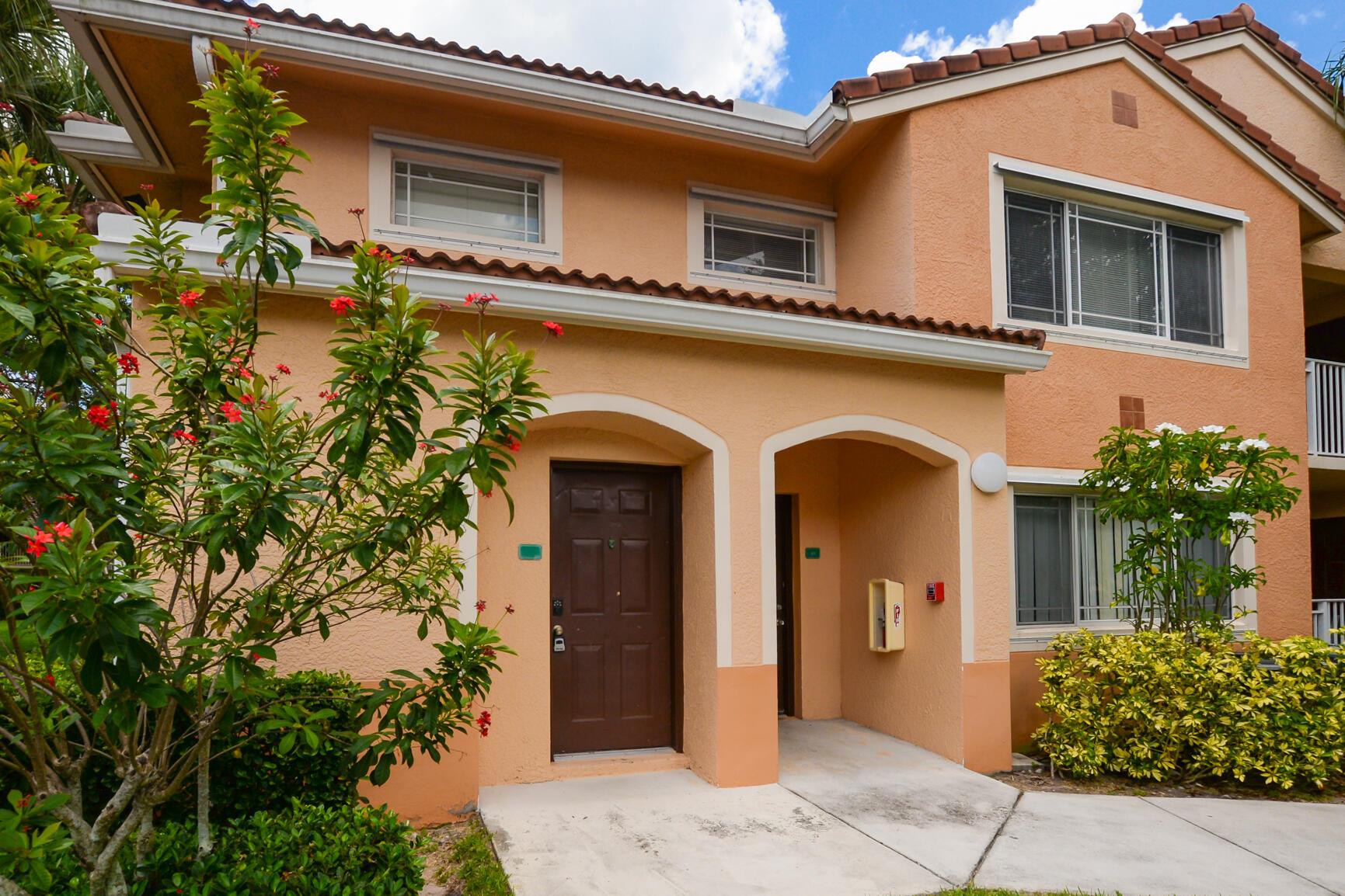 Beautiful 3 bedroom, 2 bath condominium in The Club at St. Lucie West. Features fresh paint, new carpet, custom built in closets in each room and new light fixtures. Excellent move in condition. Includes full washer and dryer in laundry closet. Great open kitchen with breakfast bar and pantry. Primary bedroom includes ensuite bathroom with two sink vanities, roman tub/shower combo. The Club is a gated community located in the heart on St. Lucie west. Walking distance to shopping, restaurants and close to schools, parks and the home of the NY Mets spring training. Unit has first floor entrance with steps inside to main floor.
