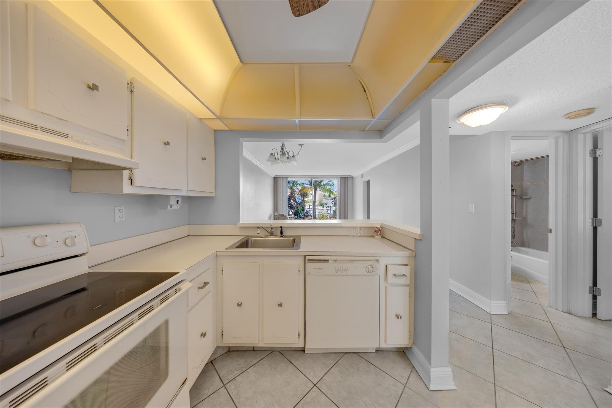 Delphi Towers Condo - Residential Lease
