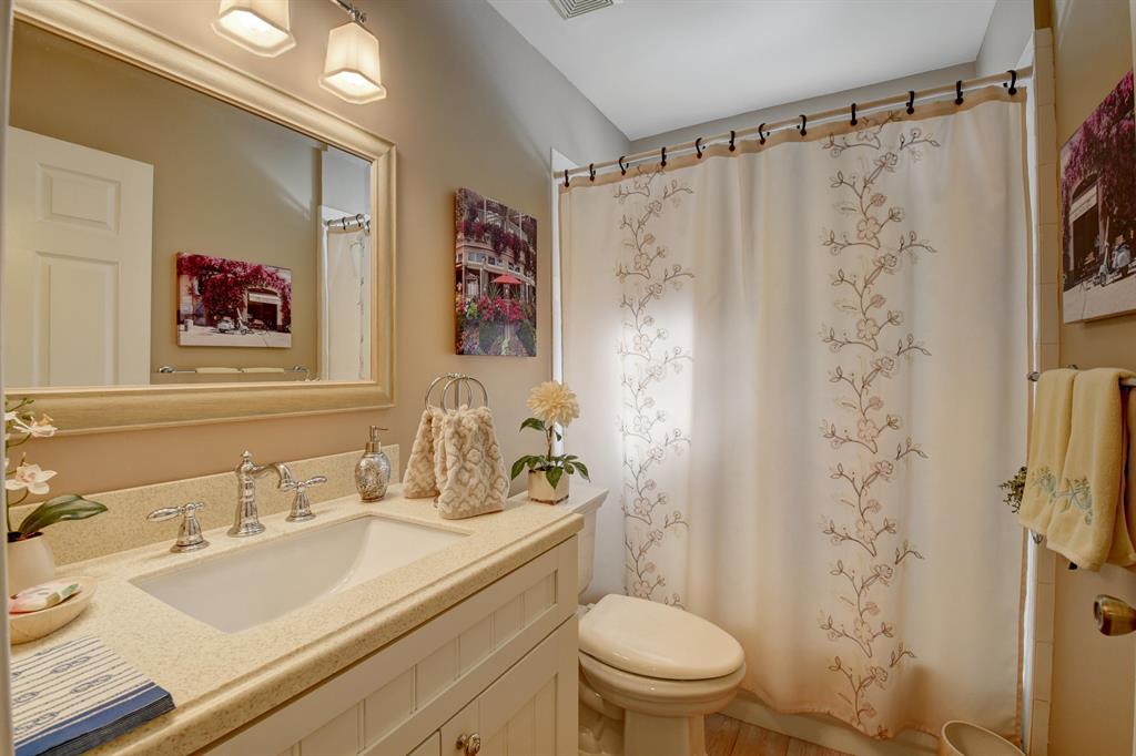 LAKESHORE NORTH - Residential