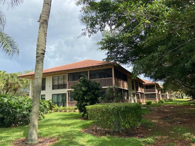 GOLF VILLAS CONDO - Residential