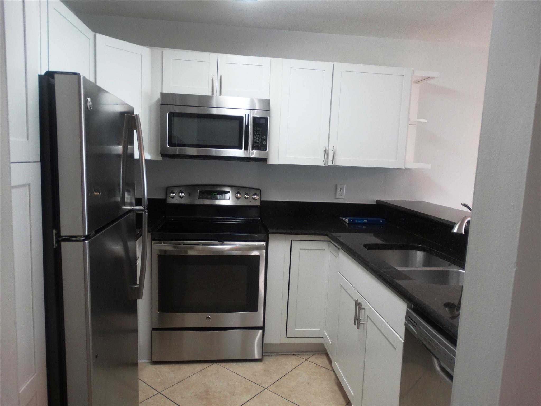 1845 Robalo Dr D106