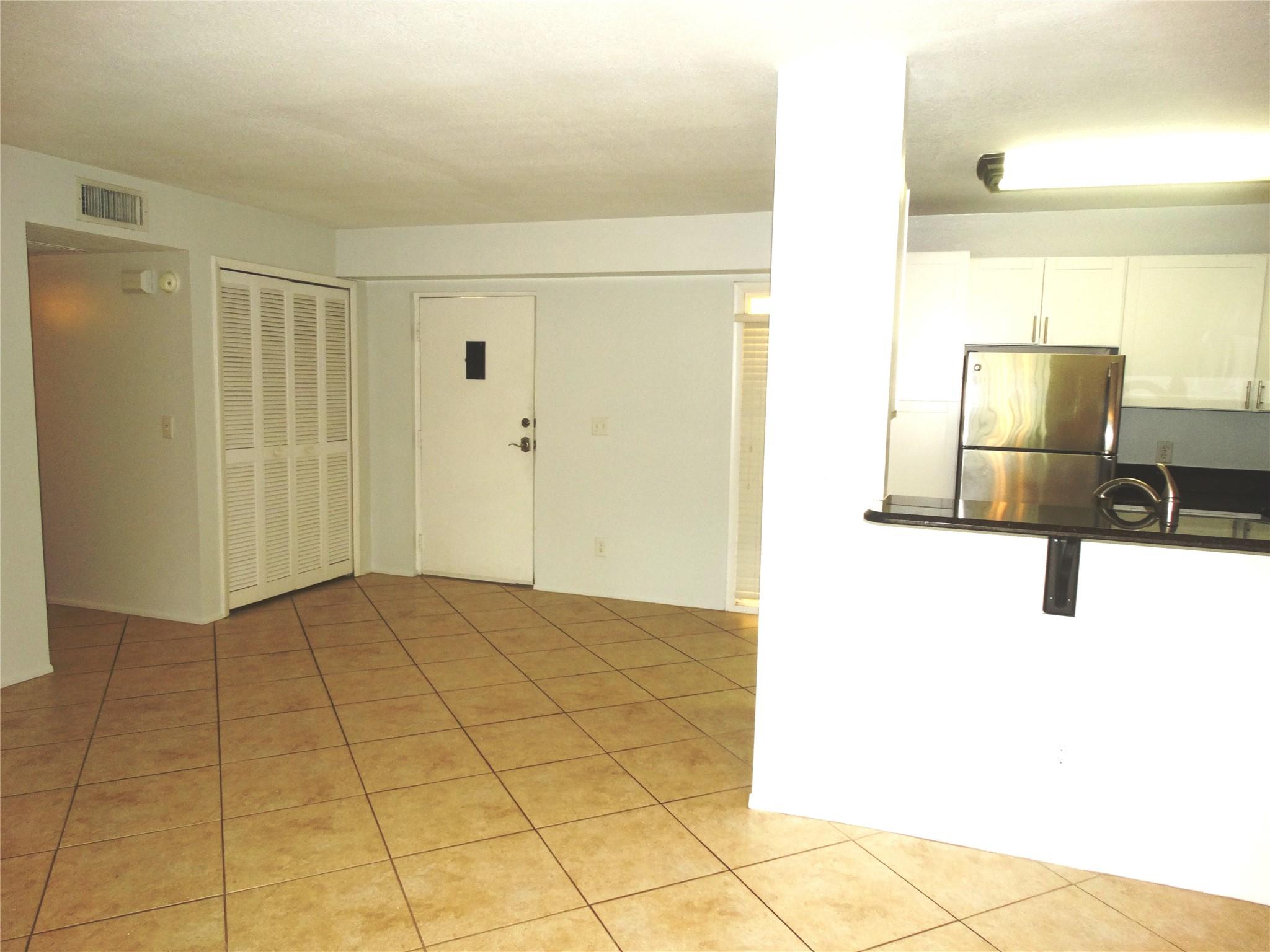 1845 Robalo Dr D106