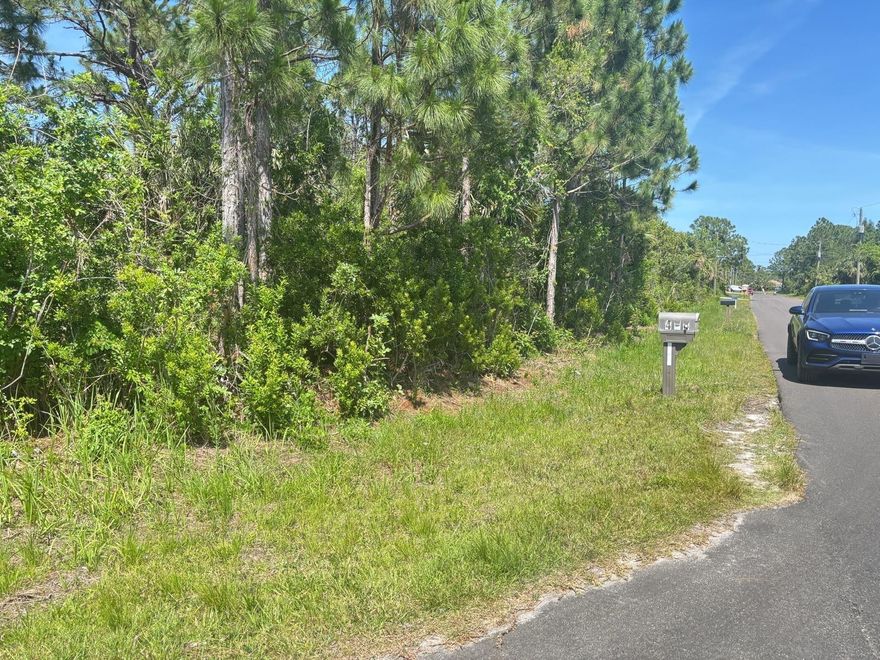 Nice corner lot on paved roads, developed community with brand new homes surrounding. Close proximity to schools, restaurants, shopping. Lots of builders building new homes in the area. B a part of the growth!