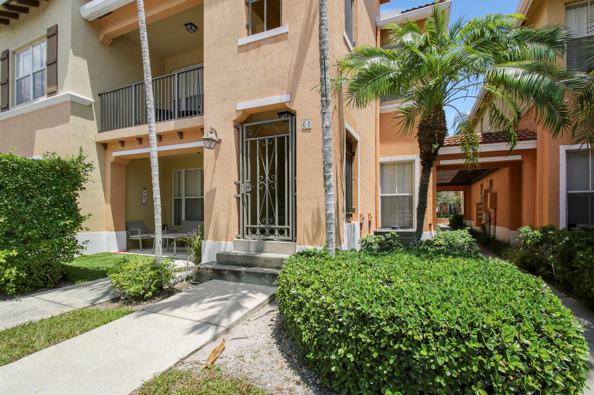 Welcome home! This 2/2 ultra modern condo is ready for you. With gorgeous Mahogany flooring throughout the living space, a modern kitchen with brand new appliances, brand new washer/dryer, tons of storage and large bedrooms with an updated primary en-suite, this condo is move-in ready. The living room, dining room, master bedroom and patio furniture available.