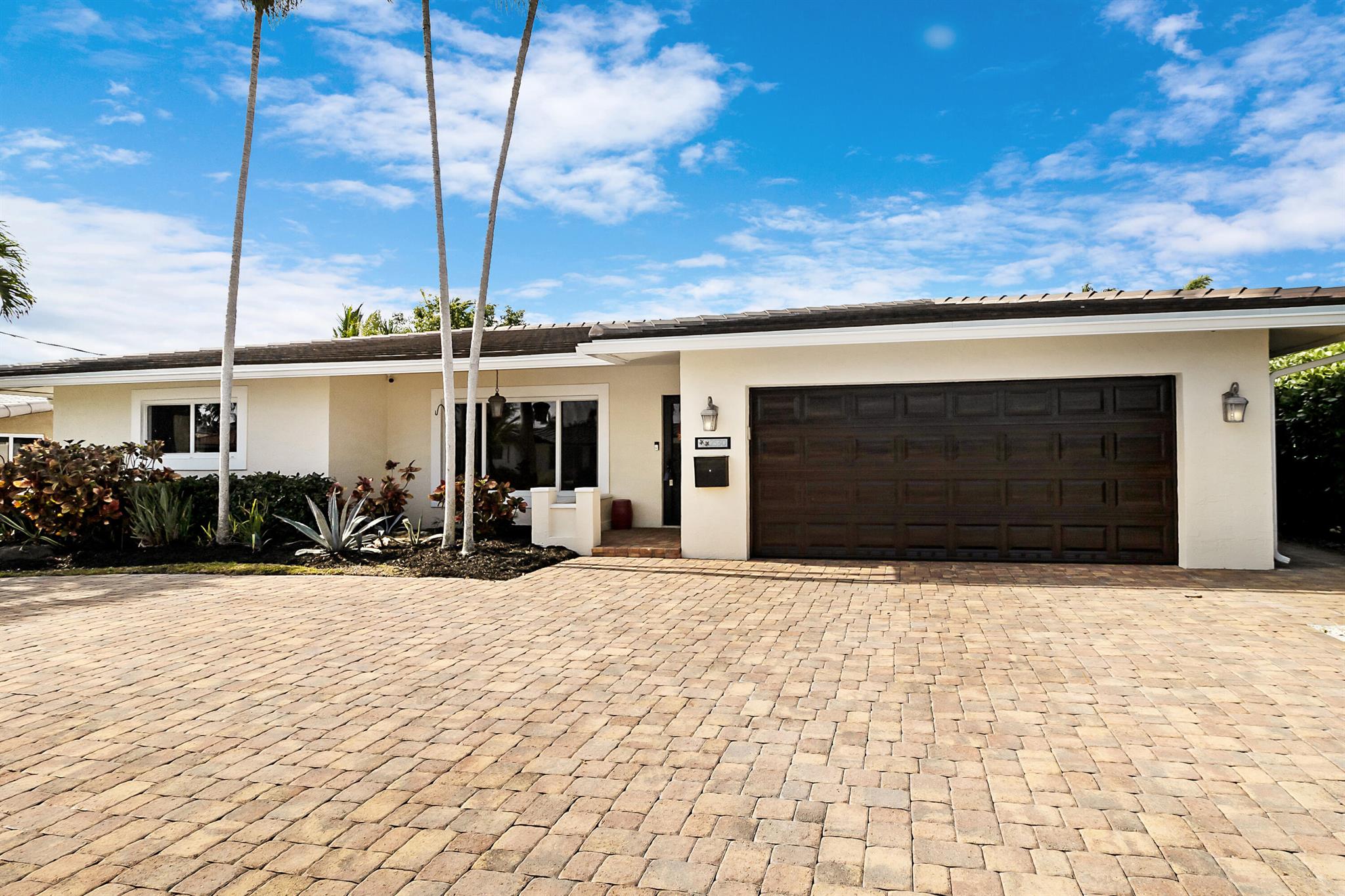 2530 SE 10th Court