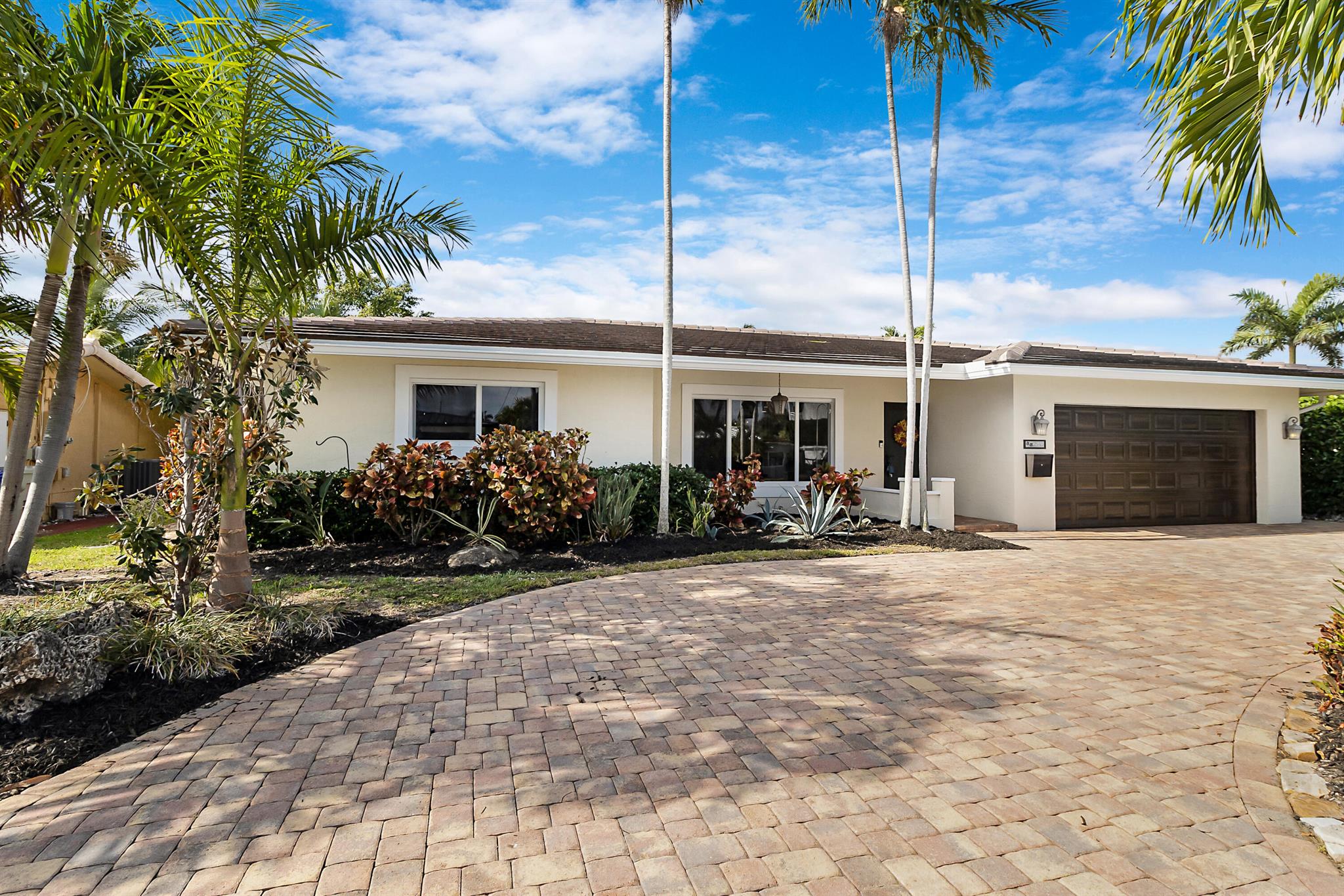 2530 SE 10th Court