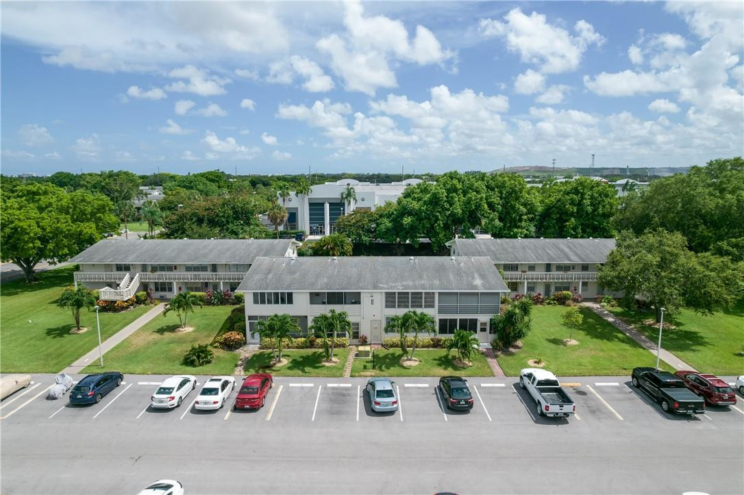 CENTURY VILLAGE DEERFIELD - Residential