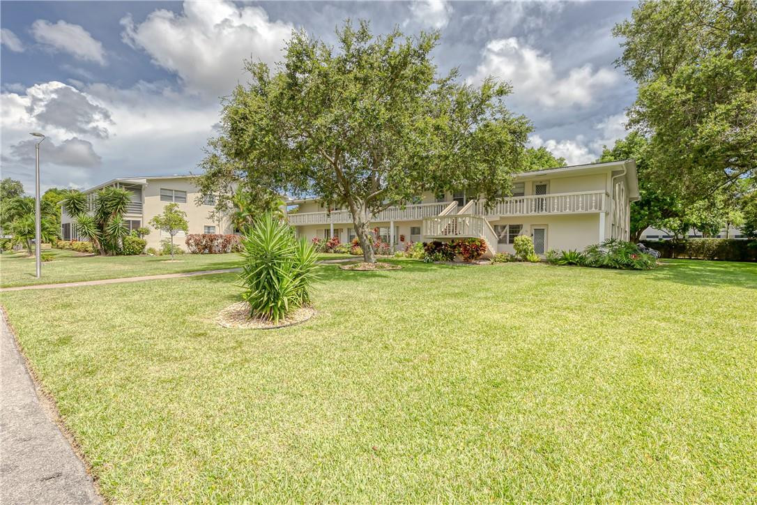 CENTURY VILLAGE DEERFIELD - Residential