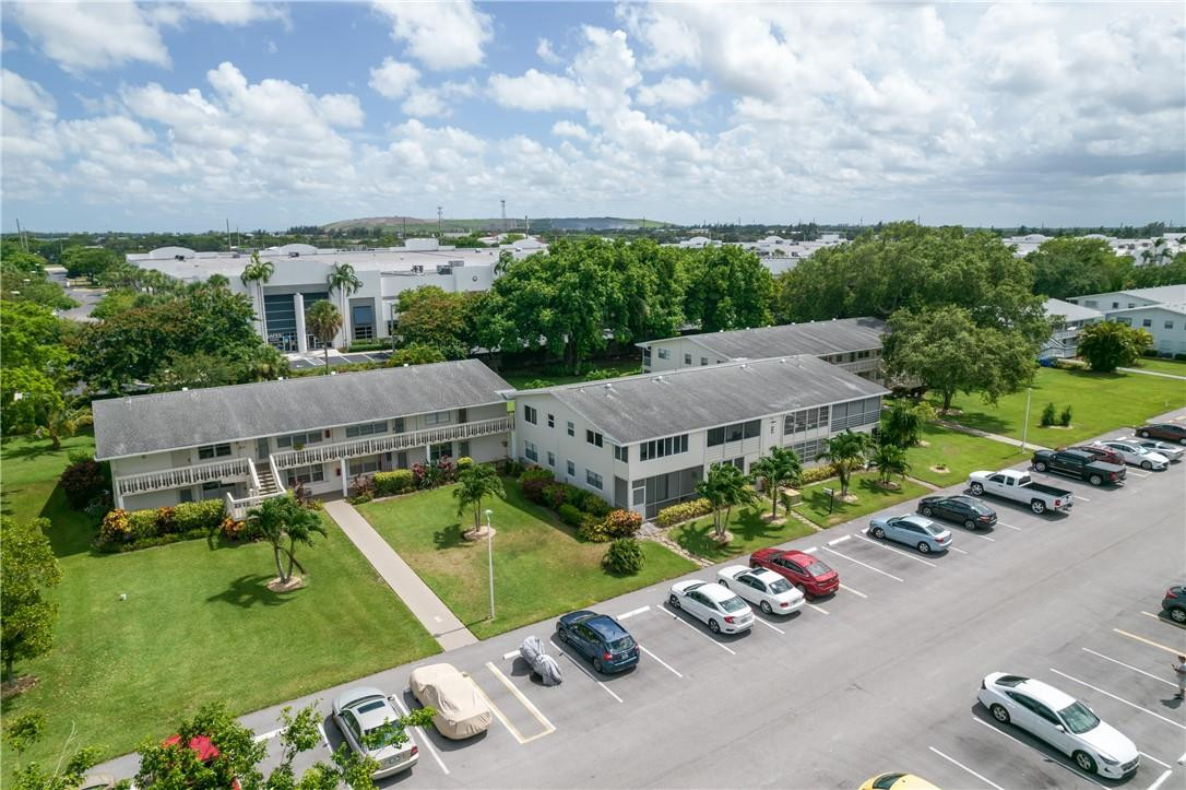 CENTURY VILLAGE DEERFIELD - Residential