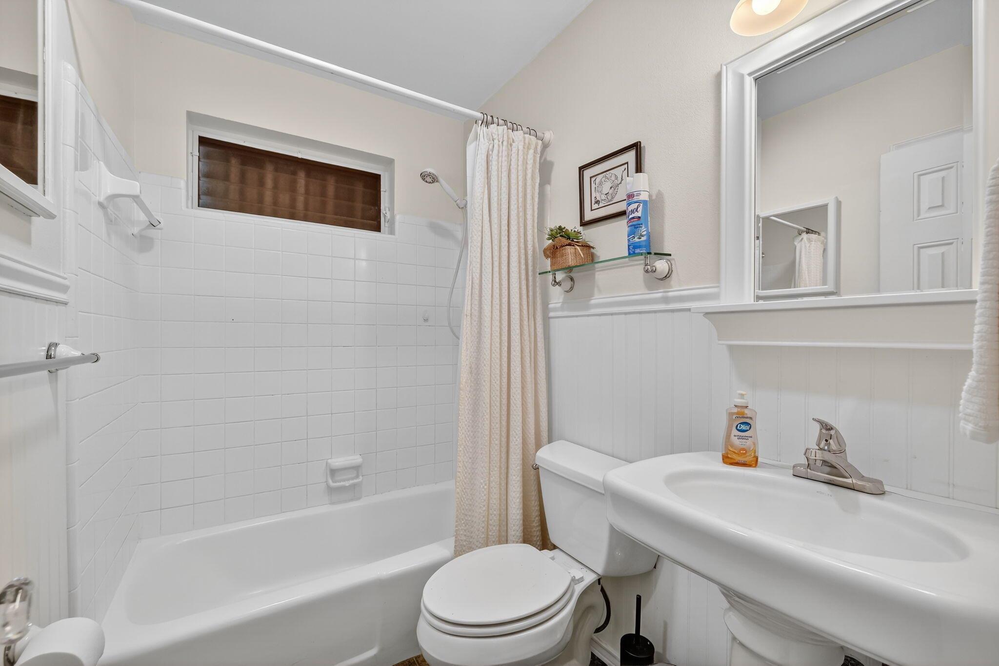 KRUEGER PARK - Residential Lease