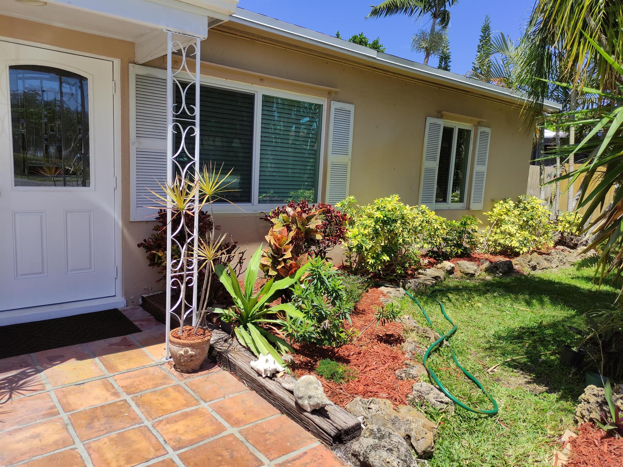 127 SW 12th Avenue