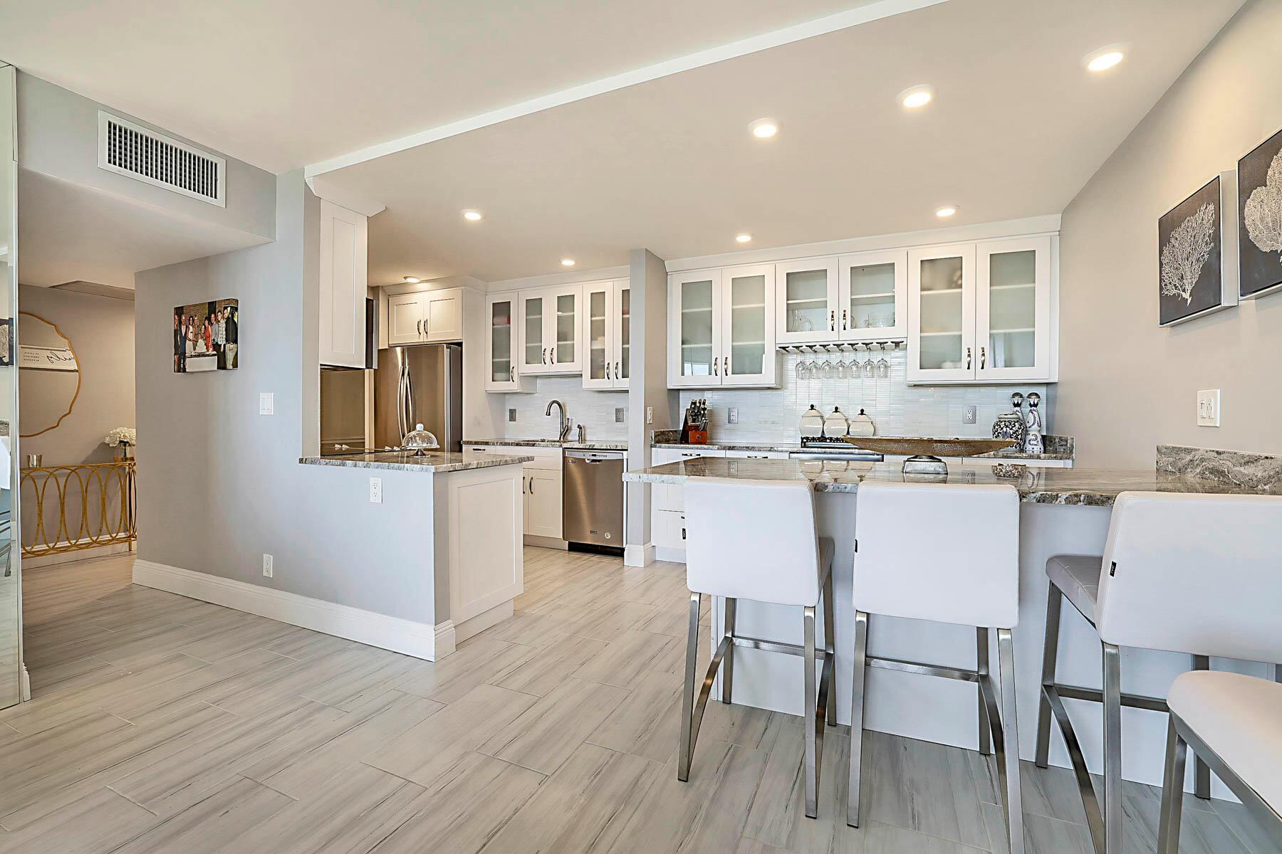 BOCA TOWERS CONDO PORTION - Residential